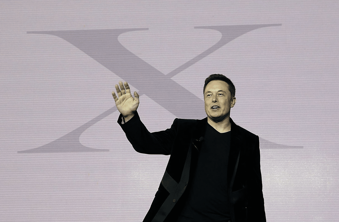 Elon Musk là ai